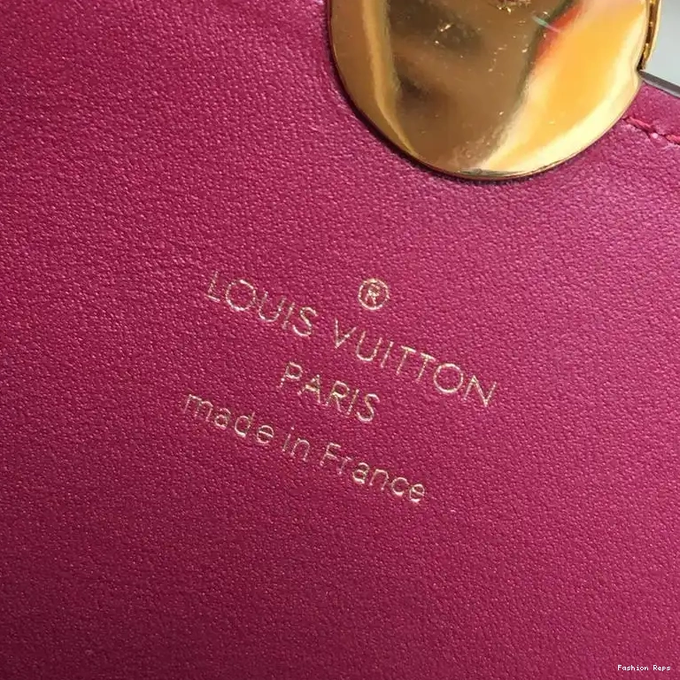 Fashion Reps 19T1L0322 LV Bags 0516